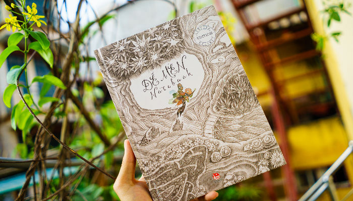 Dế Mèn Phiêu Lưu Ký: Một Mình Với Cả Thế Giới Trong Lòng Bàn Tay