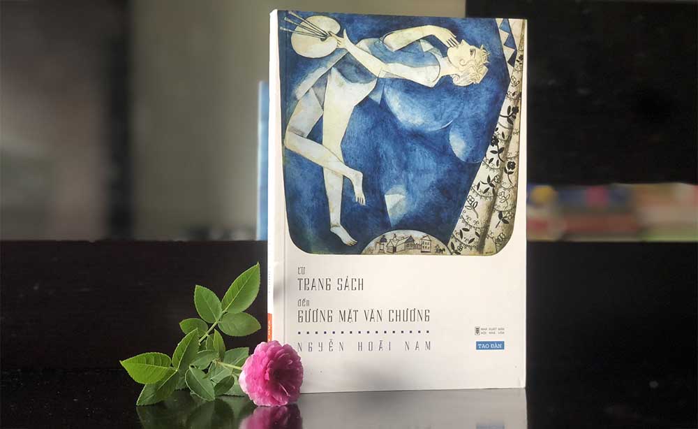 Viết phê bình cần nhất là trung thực với chính mình