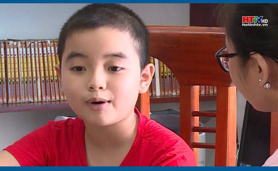 Về cậu bé 10 tuổi đọc Lênin toàn tập: Hứng thú với sách như với đồ chơi, bánh kẹo