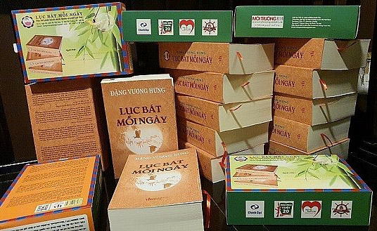 Phát hành online tác phẩm 'Lục bát mỗi ngày'