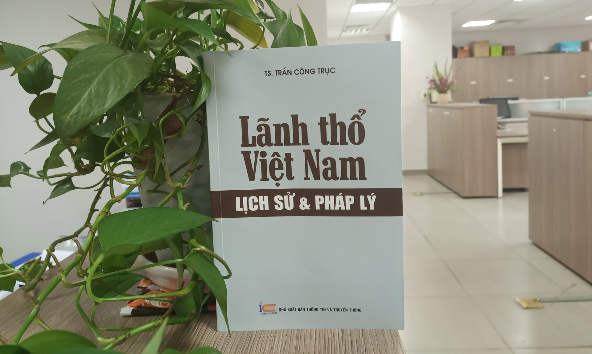 Bằng chứng lịch sử và pháp lý về chủ quyền lãnh thổ Việt Nam