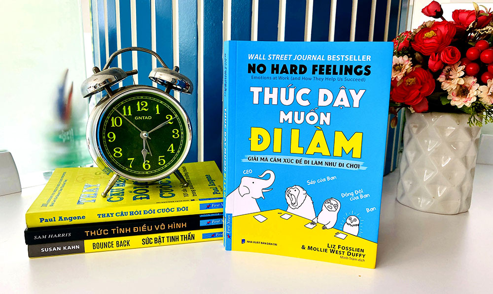 THỨC DẬY MUỐN ĐI LÀM - 7 quy tắc về cảm xúc nơi công sở và những kỹ năng quản lý cảm xúc