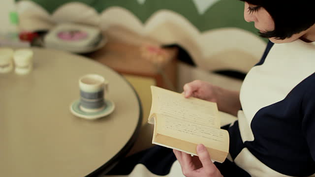 Tại sao người Nhật mê đọc sách ?