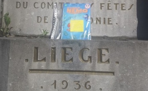 Người Bỉ 'săn' sách thay vì Pokemon