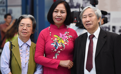 Giải thưởng Sách quốc gia khích lệ tinh thần người cầm bút