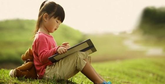 'Dụ' con YÊU SÁCH trước mê cung mạng