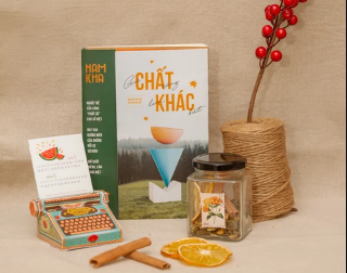 BÌA SÁCH truyền tải THÔNG ĐIỆP tác phẩm