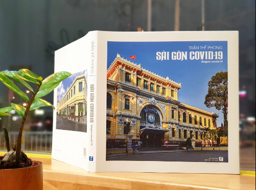 Những cuốn sách đoạt giải thưởng thông tin đối ngoại