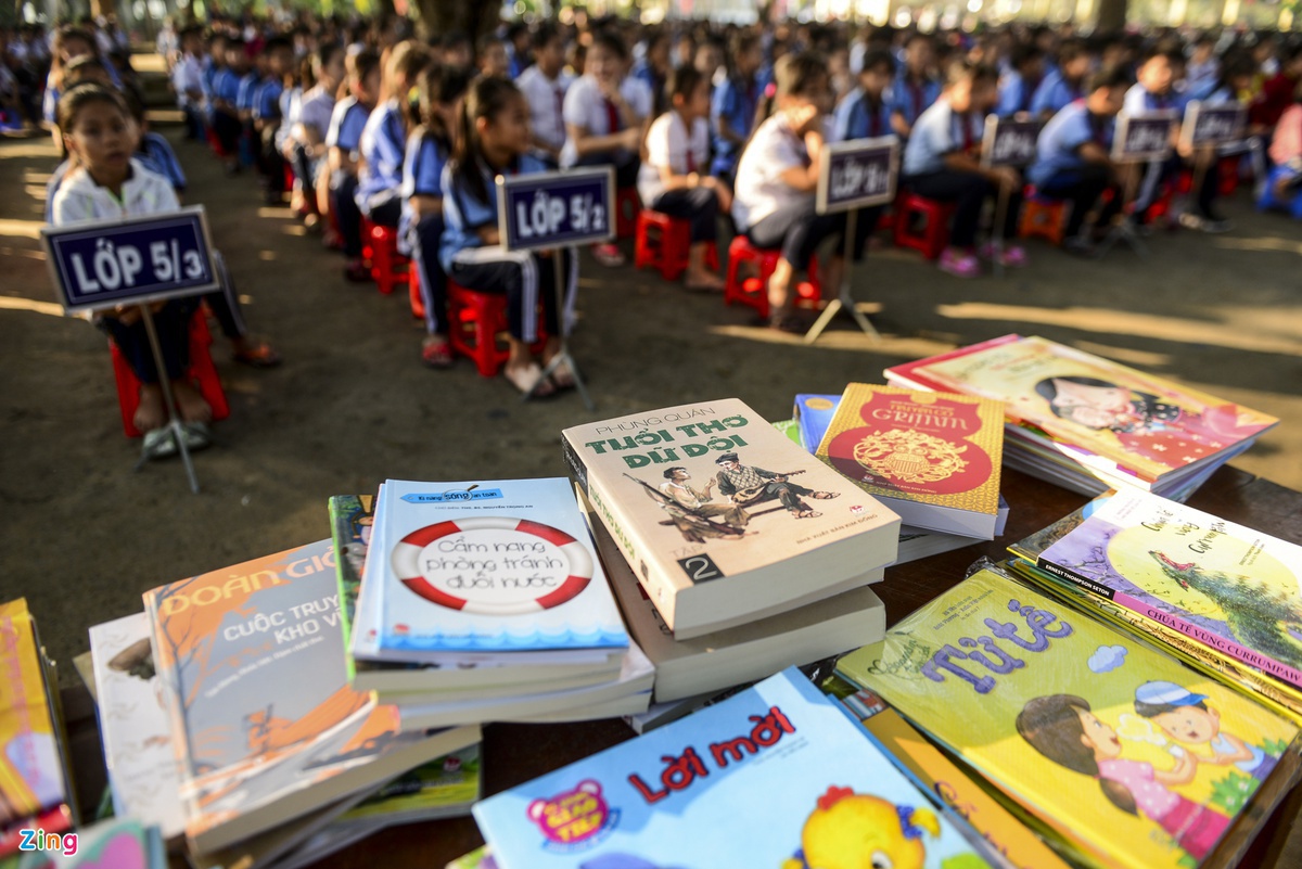 Sách bổ trợ là điểm tựa để học sinh khám phá tri thức