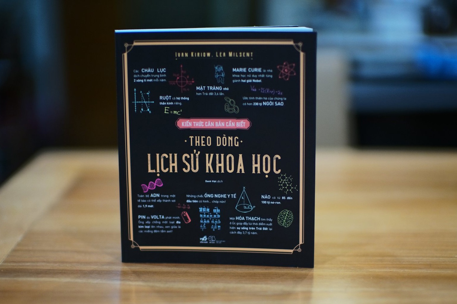 Đem kiến thức khoa học chính xác đến bạn đọc